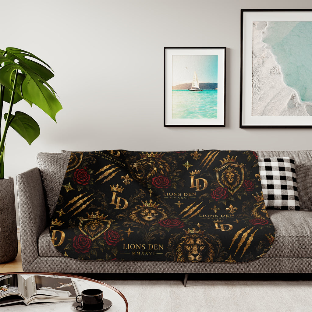 Lions Den Heritage Pattern Sherpa Blanket