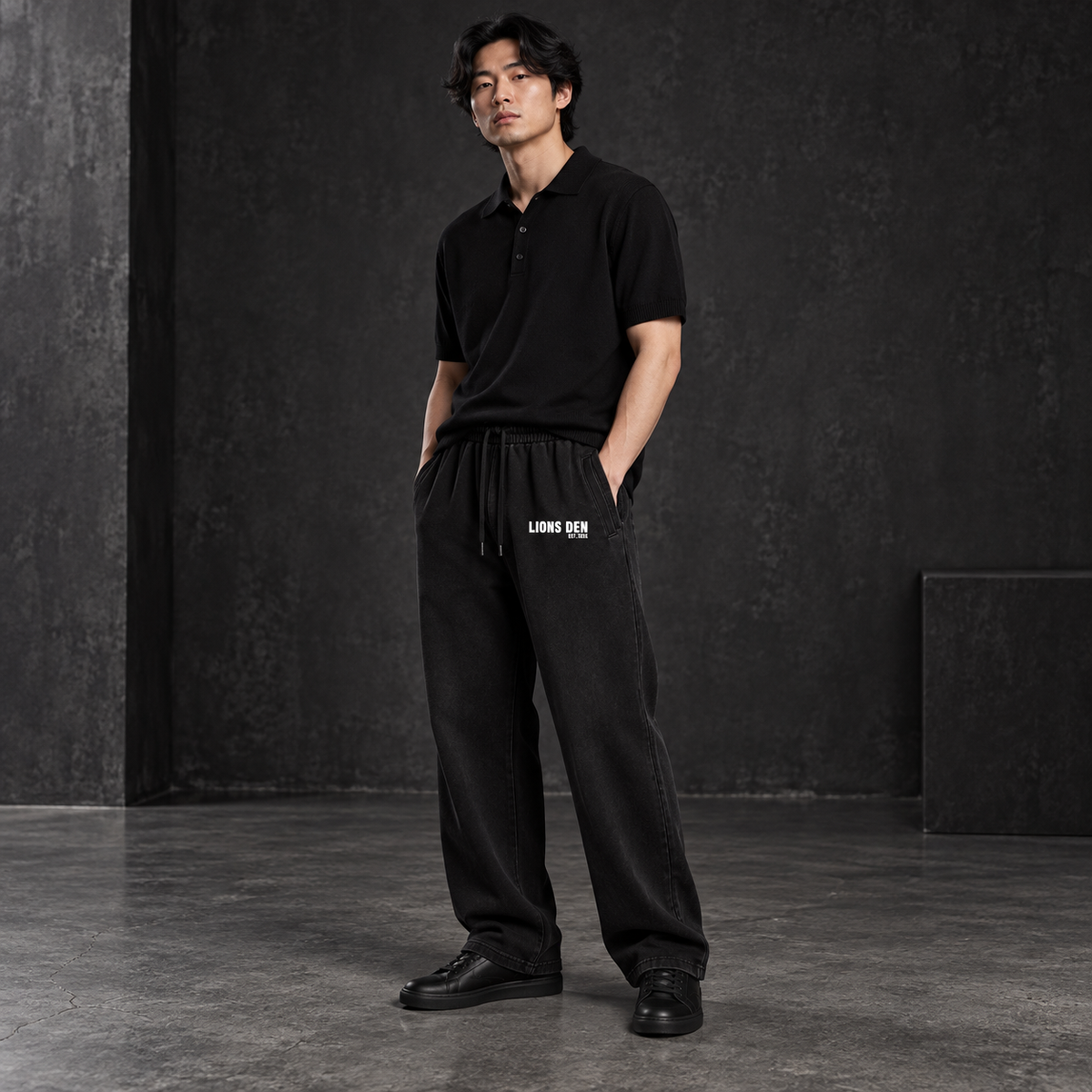 Lions Den EST 2026 vintage-wash sweatpants on model